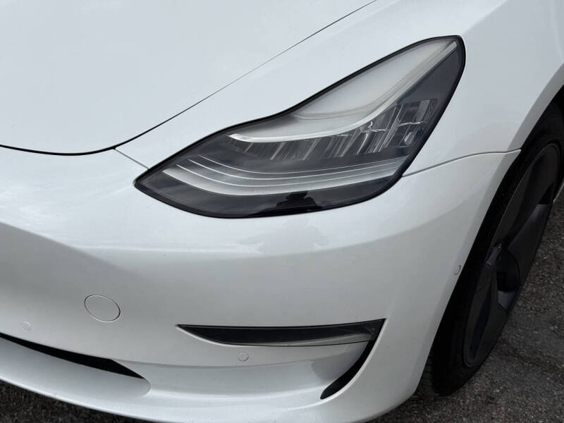 2019 Tesla Model 3 Standard Range Plus