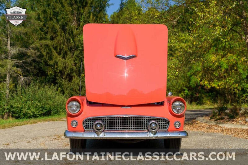 1956 Ford Thunderbird