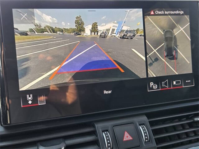 2023 Audi SQ5 3.0T quattro Prestige