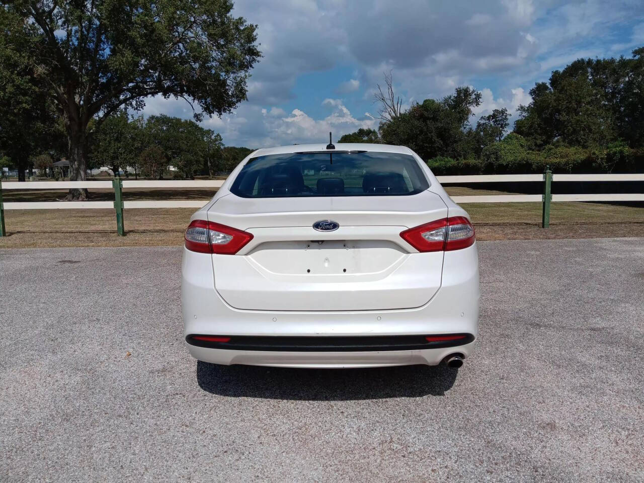 2014 Ford Fusion for sale at AUTOPLUG 360 in Stafford, TX