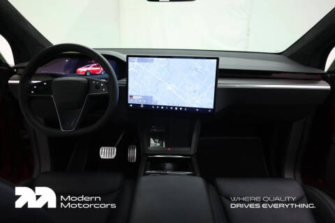 2023 Tesla Model X Standard Range