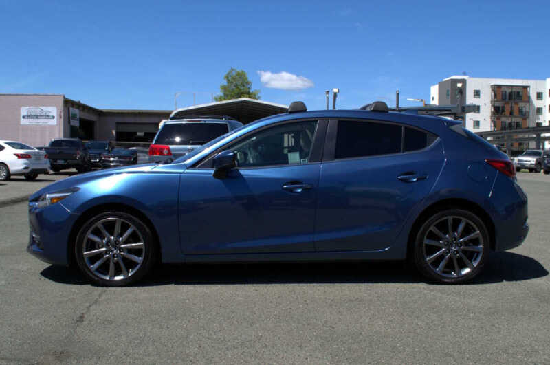 2018 Mazda MAZDA3 Grand Touring