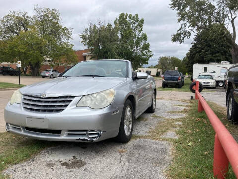 2008 Chrysler Sebring for sale at Used Car City in Tulsa OK