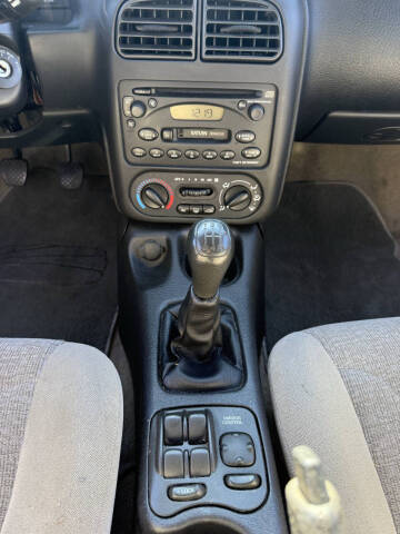 2000 Saturn S-Series SW2