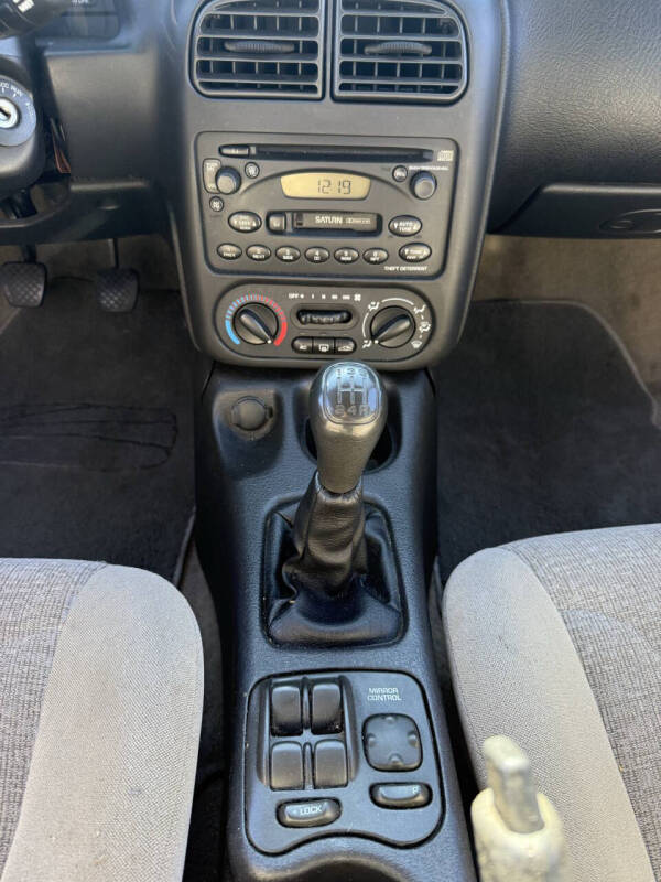 2000 Saturn S-Series SW2