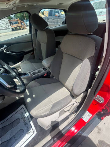 2013 Ford Focus SE