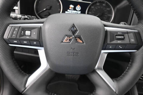 2026 Mitsubishi Outlander LE