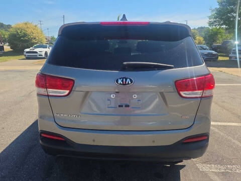 2017 Kia Sorento LX