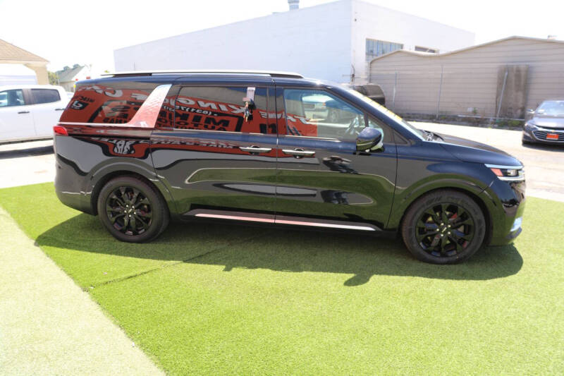 2022 Kia Carnival