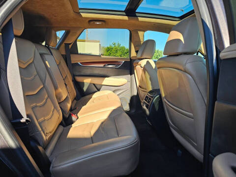 2017 Cadillac XT5 Platinum