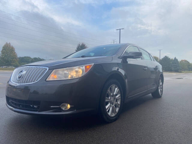 2013 Buick LaCrosse Leather photo 2