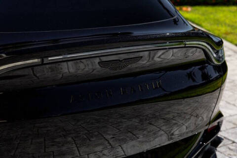 2025 Aston Martin DBX 707