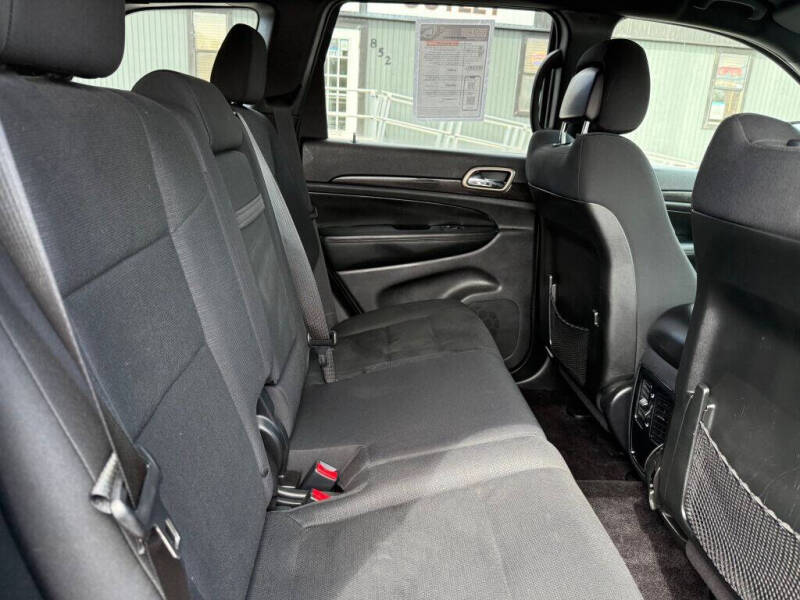 2017 Jeep Grand Cherokee Laredo