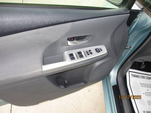 2013 Toyota Prius v Three