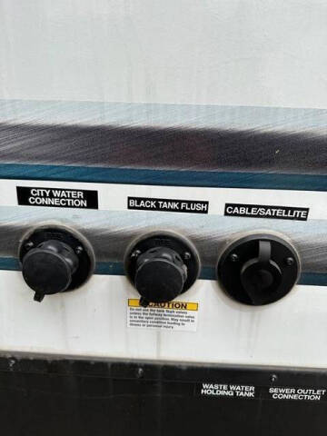 2023 Forest River Surveyor 267RBSS