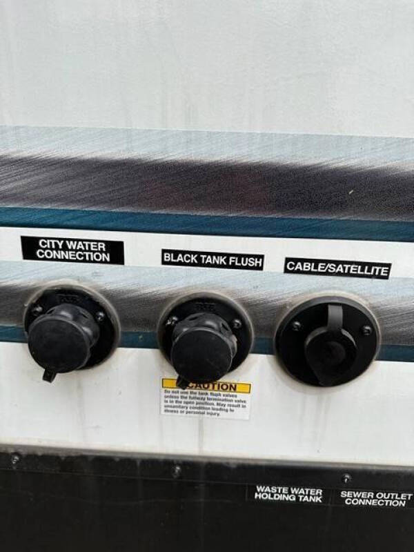 2023 Forest River Surveyor 267RBSS