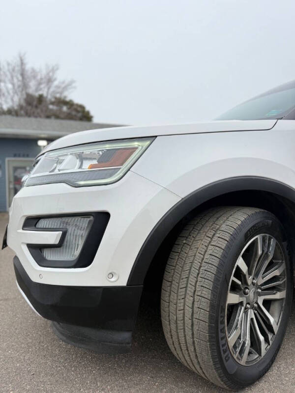 2017 Ford Explorer Platinum