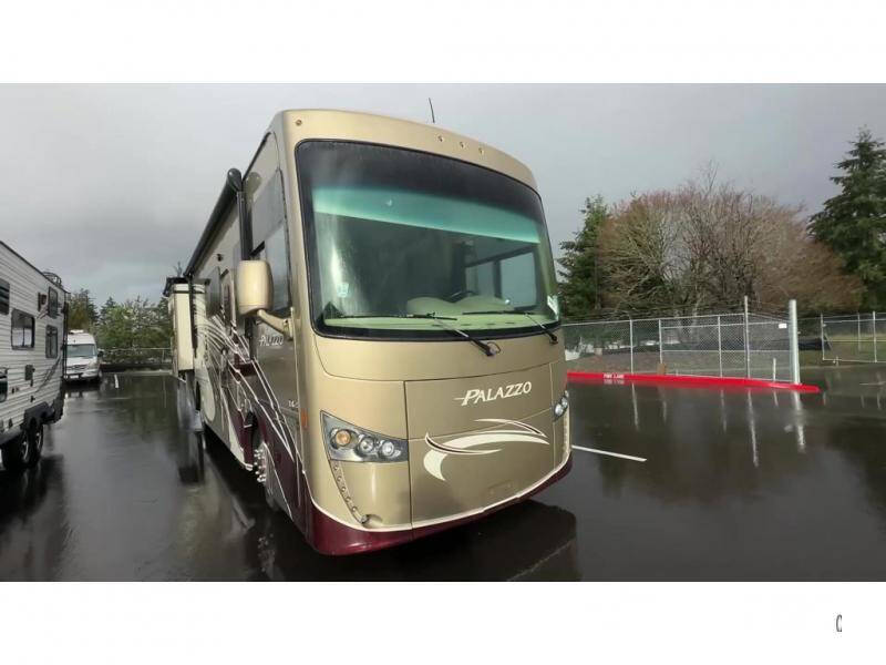 2017 Freightliner XCS Chassis