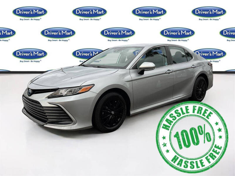 2022 Toyota Camry Hybrid LE