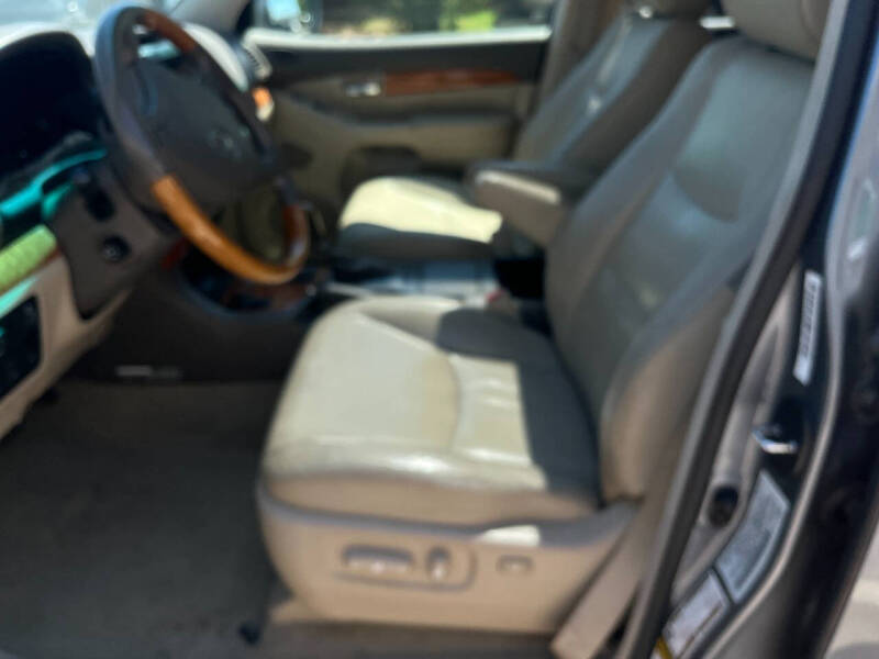 2004 Lexus GX 470