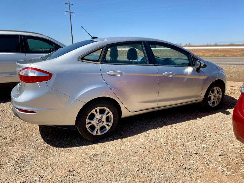 2017 Ford Fiesta S photo 13