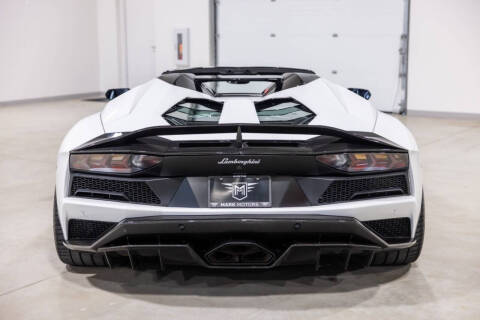 2019 Lamborghini Aventador LP 740-4 S