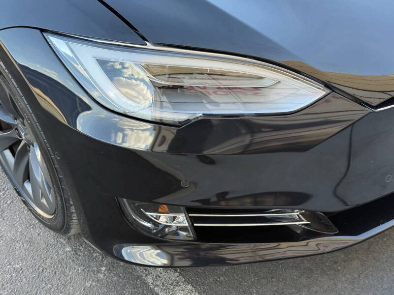 2018 Tesla Model S 75D