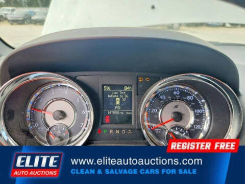 2015 Chrysler Town and Country S