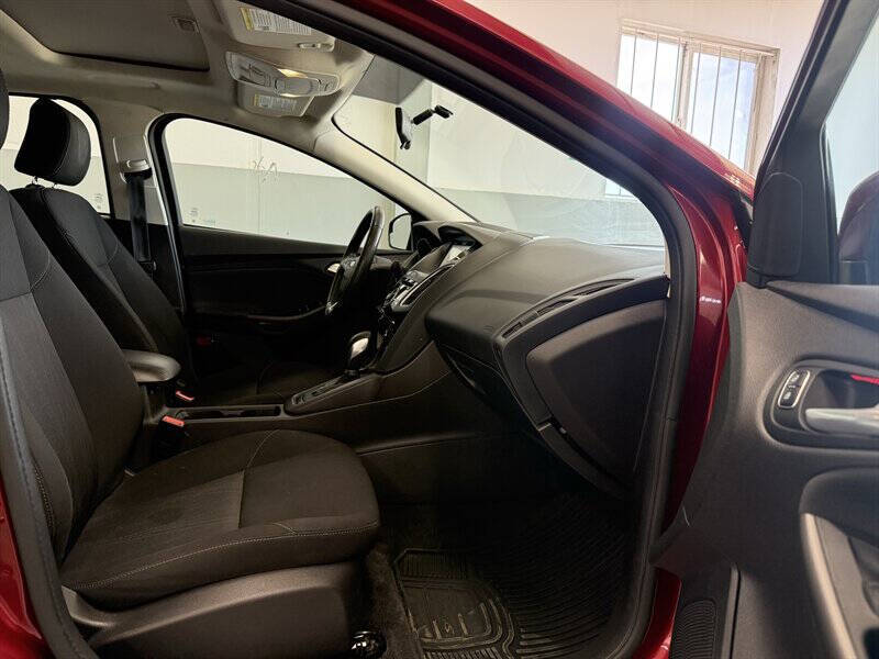 2017 Ford Focus SEL