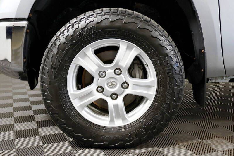 2017 Toyota Tundra SR5