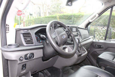 2022 Ford Transit 250