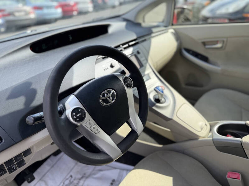 2013 Toyota Prius Three