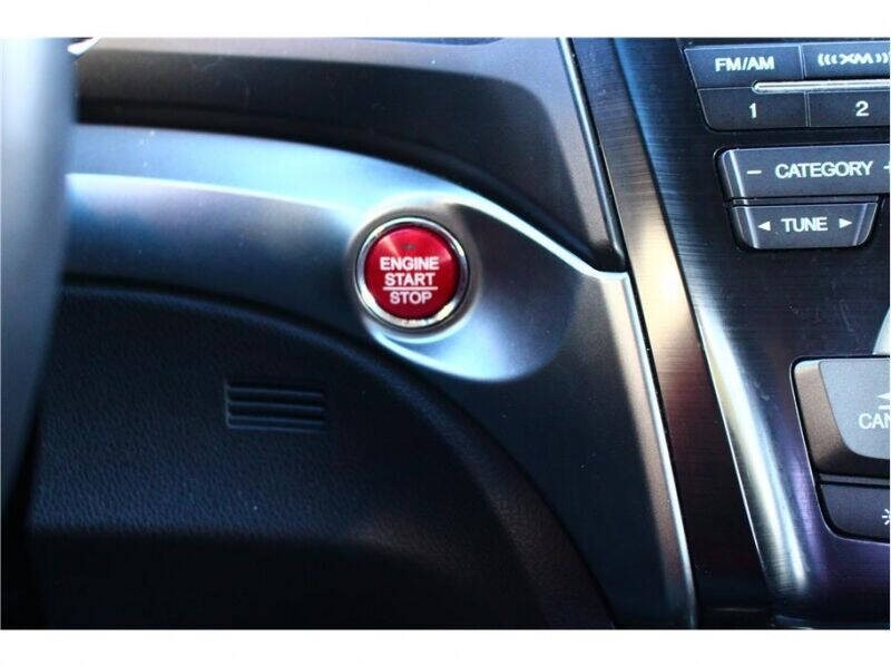 2015 Acura ILX 2.0L w/Tech