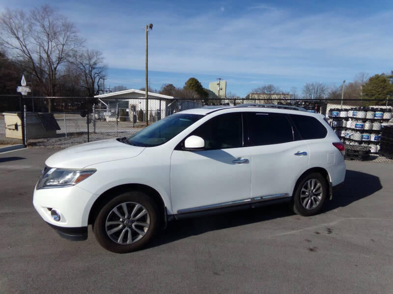 2013 Nissan Pathfinder for sale at Oakley Auto Sales LLC in Florence AL