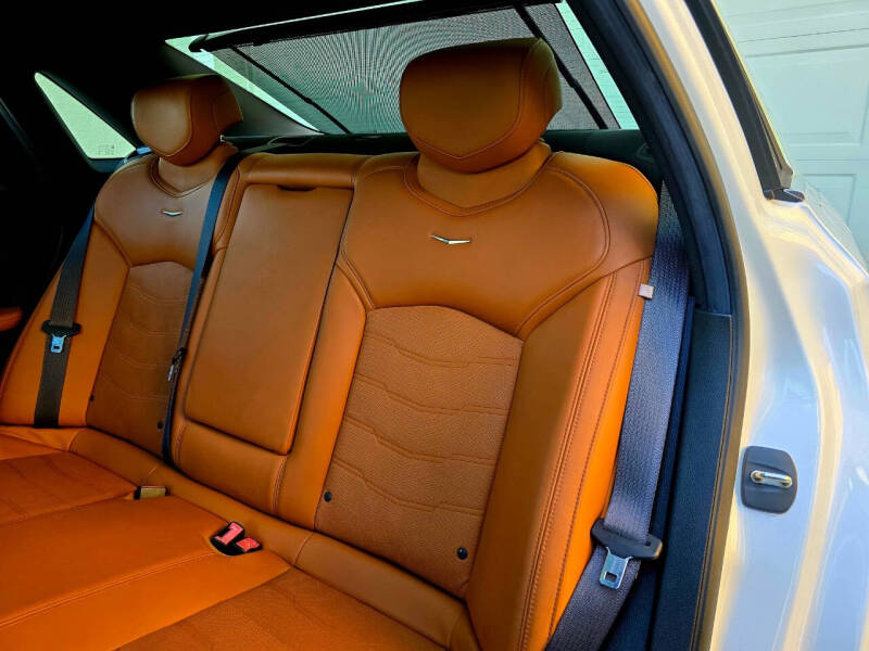 2017 Cadillac CT6 Plug-In Hybrid 2.0T