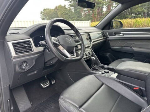 2023 Volkswagen Atlas Cross Sport V6 SEL R-Line Black 4Motion
