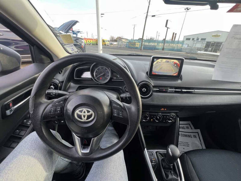 2017 Toyota Yaris iA