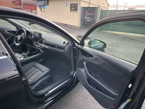 2021 Audi A4 quattro Premium 40 TFSI