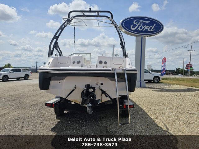 2008 Tahoe 220