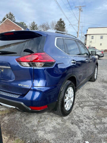 2017 Nissan Rogue SV