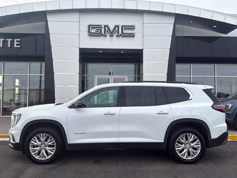 2024 GMC Acadia Elevation
