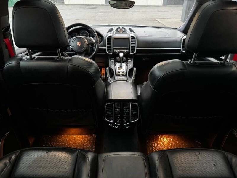 2013 Porsche Cayenne Turbo