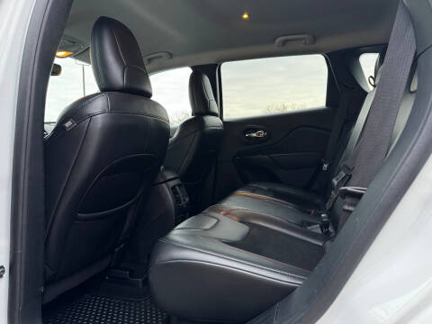 2020 Jeep Cherokee Trailhawk