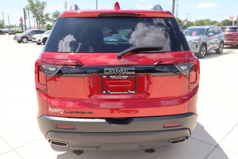 2023 GMC Acadia SLT