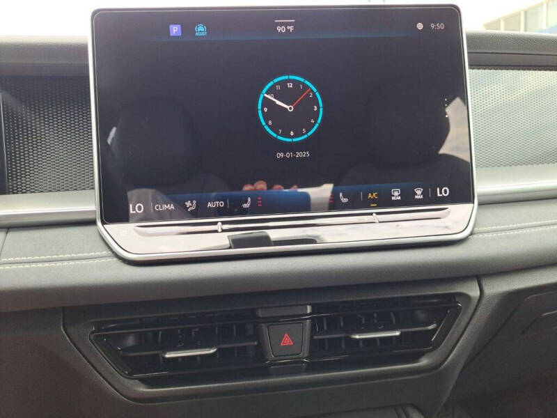 2025 Volkswagen Tiguan SE