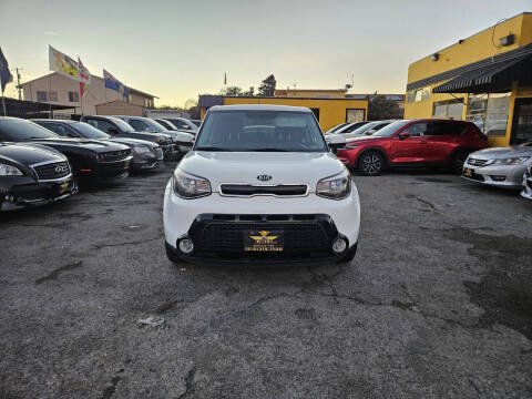 2016 Kia Soul +