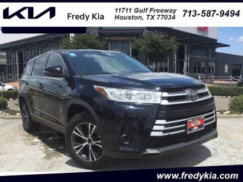 2019 Toyota Highlander for sale at FREDY CARS FOR LESS in Houston TX