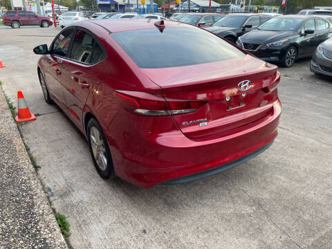 2018 Hyundai Elantra