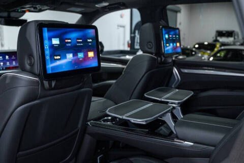 2025 Cadillac Escalade-V