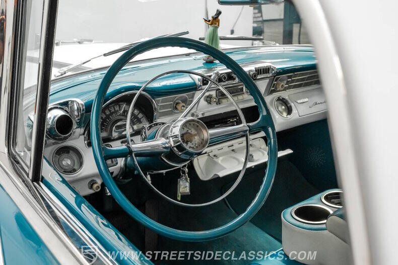 1956 Pontiac Star Chief